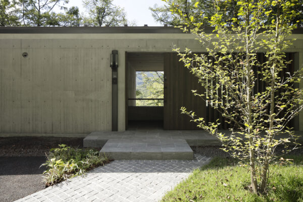 20250927_譚上・譚懆ｻｽ莠墓ｲ｢繧ｱ繧吶せ繝医ワ繧ｦ繧ｹ_03